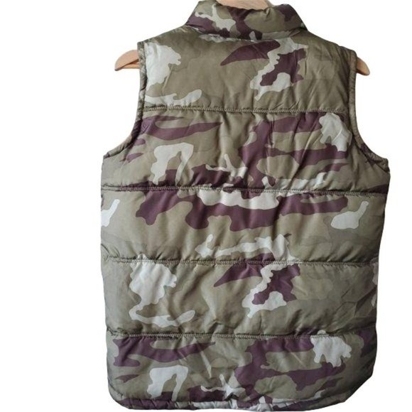 Old Navy | Camouflage  Puffy Vest - Picture 2 of 7